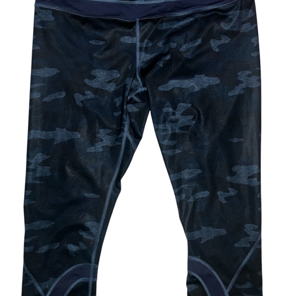 LULULEMON | WOMENS BLK & BLUE CROPPED CAMO LEGGINGS SZ 10